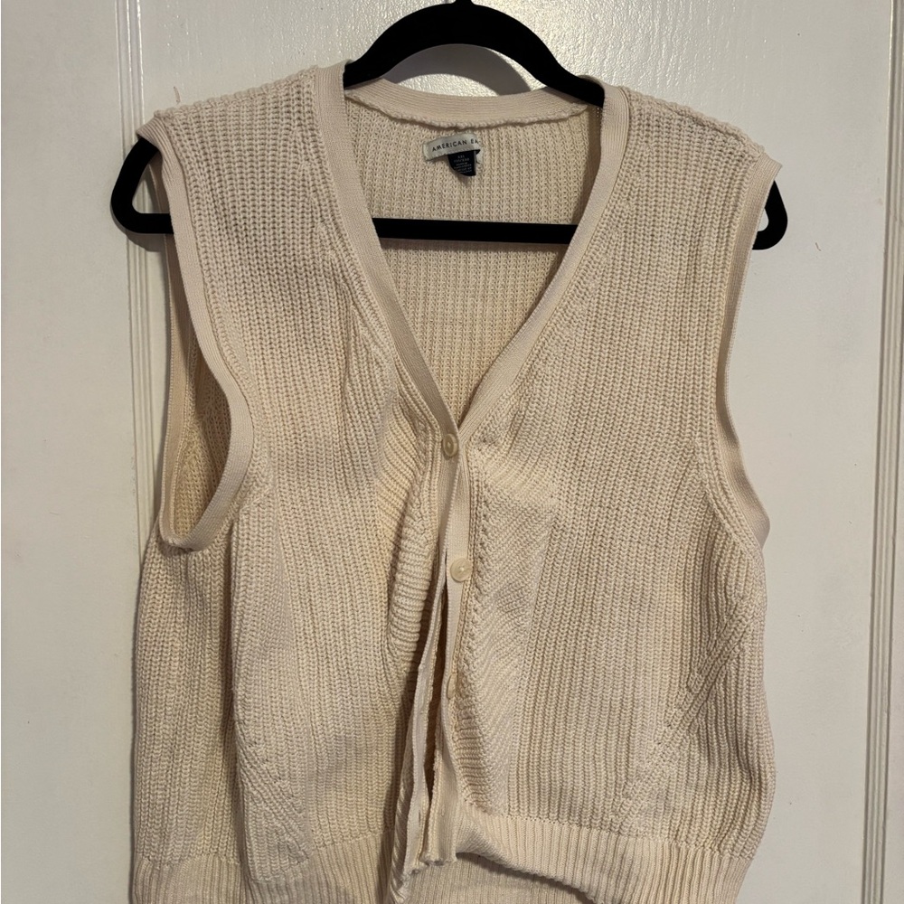 American Eagle Outfitters Beige Knit Vest